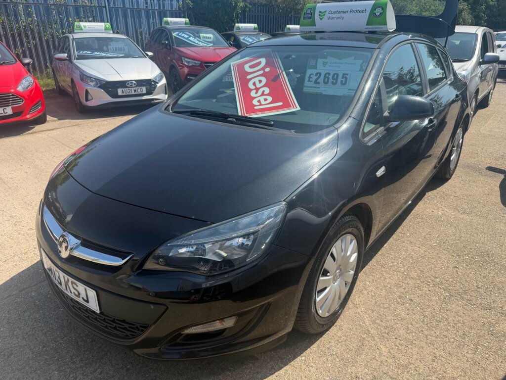 Vauxhall Astra 1.7 Cdti Ecoflex Exclusiv Euro 5 Ss Black #3