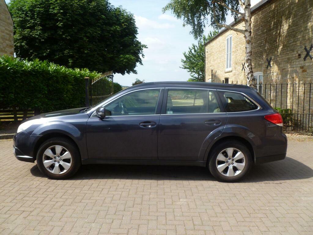 Subaru Outback 2.5I Se Estate Grey
