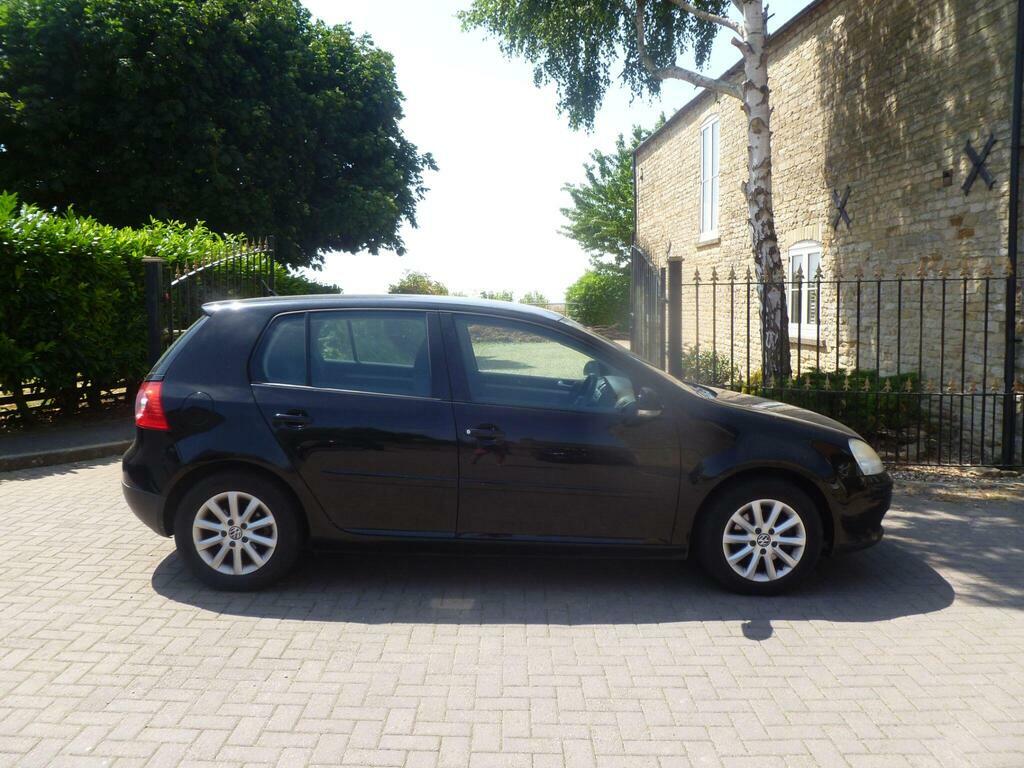Volkswagen Golf 1.9 Tdi Match Hatchback LB57FHF Black #2
