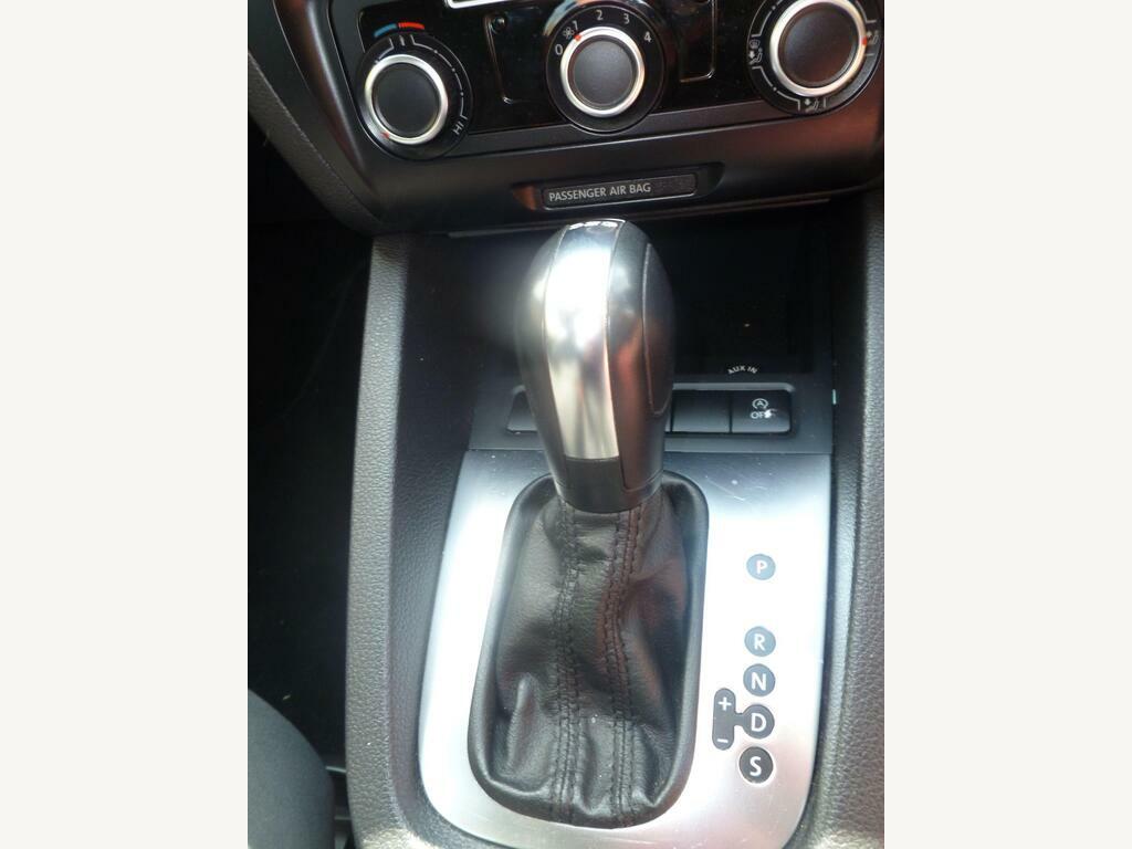 Volkswagen Jetta 2L Se Silver #12
