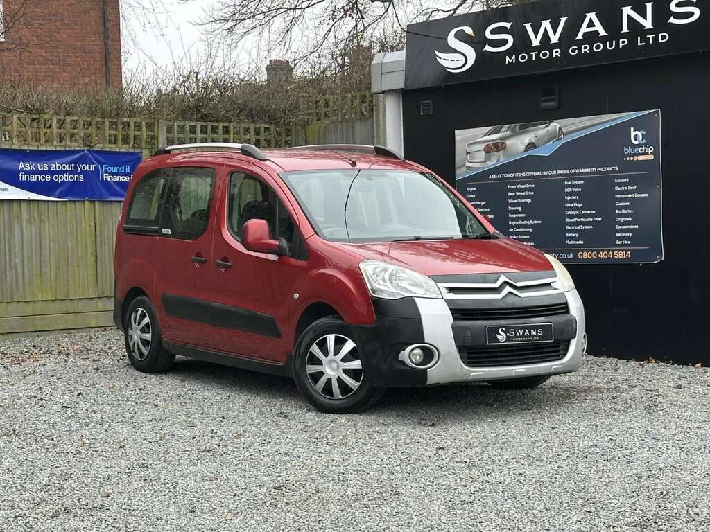 Citroen Berlingo Mpv 1.6 E-hdi Airdream Xtr Red 2011 2 LD61LKF Red #4