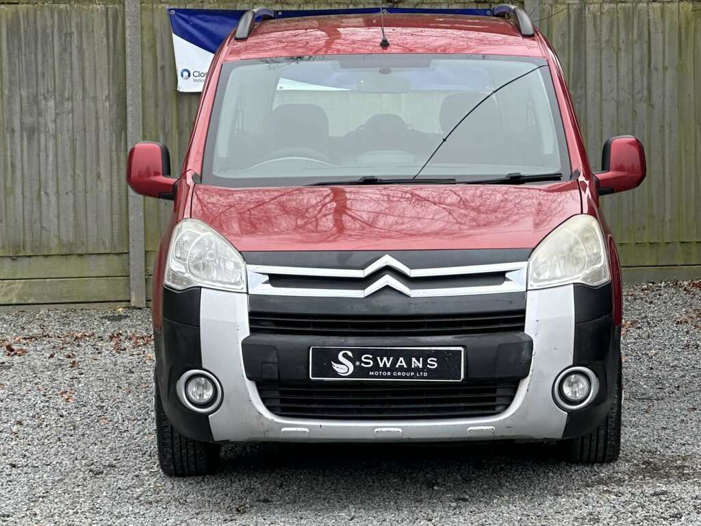 Citroen Berlingo Mpv 1.6 E-hdi Airdream Xtr Red 2011 2 LD61LKF Red #6