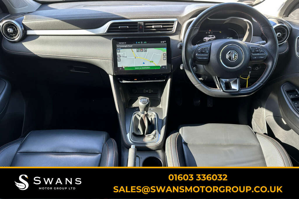 MG ZS Suv 1.5 Vti-tech Exclusive 202121 LB21JWL Black #2