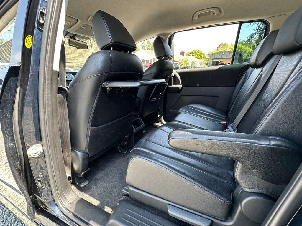 Mazda 5 Grey #17