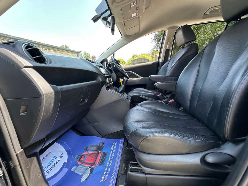Mazda 5 Grey #23