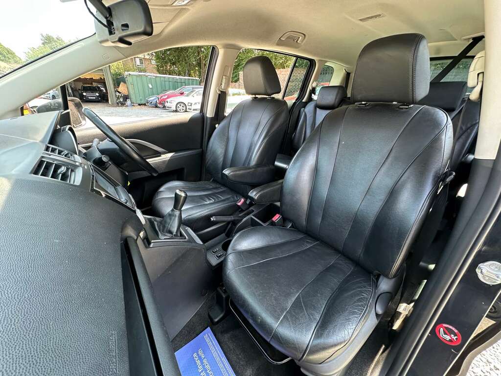 Mazda 5 Grey #15