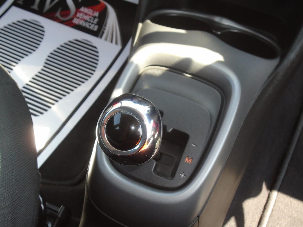 Toyota Aygo Vvt-i X-play X-shift AP18KXL #5