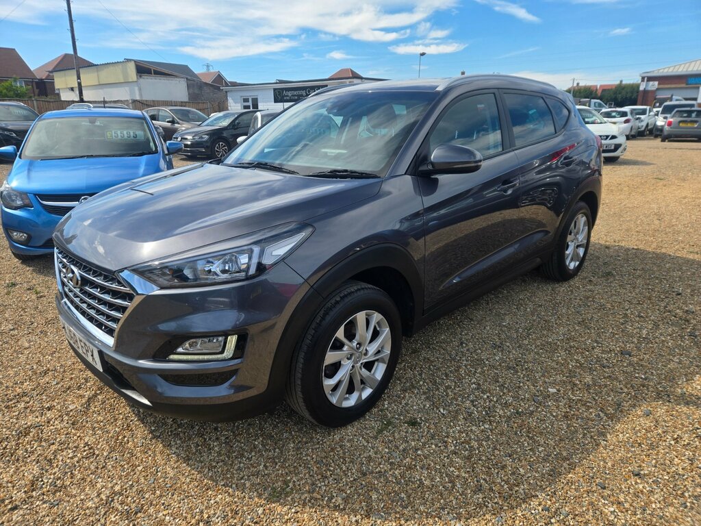 Hyundai Tucson 1.6 Gdi Blue Drive Se Nav Suv Eu MJ68EPX Grey #3