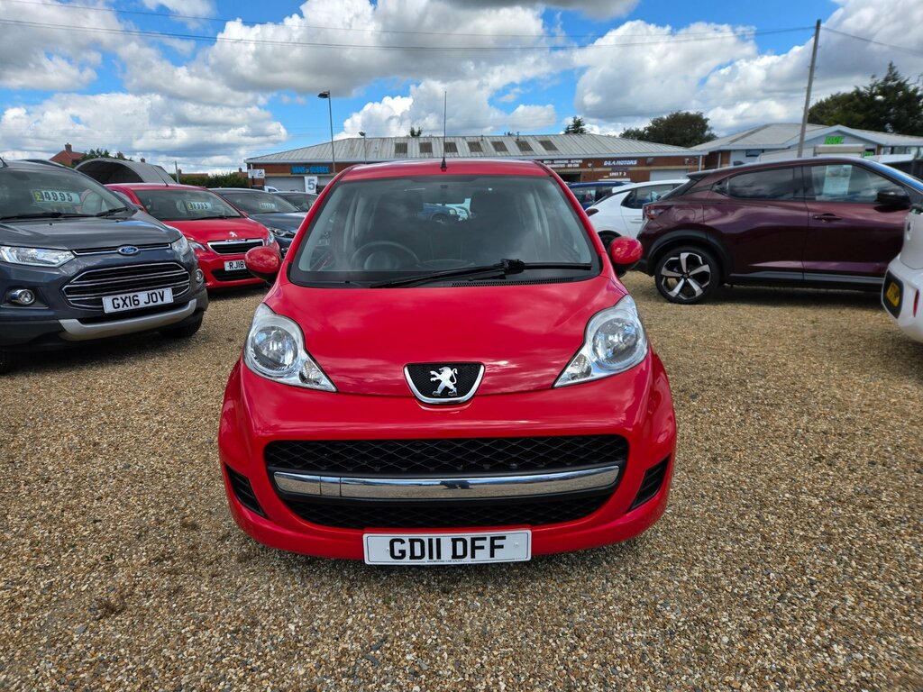 Peugeot 107 1.0 12V Urban Hatchback Euro 5 Red #2