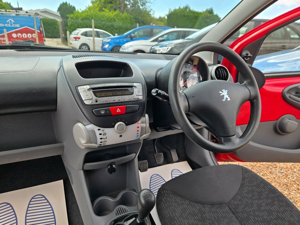 Peugeot 107 1.0 Urban 68 Bhp Blue #22