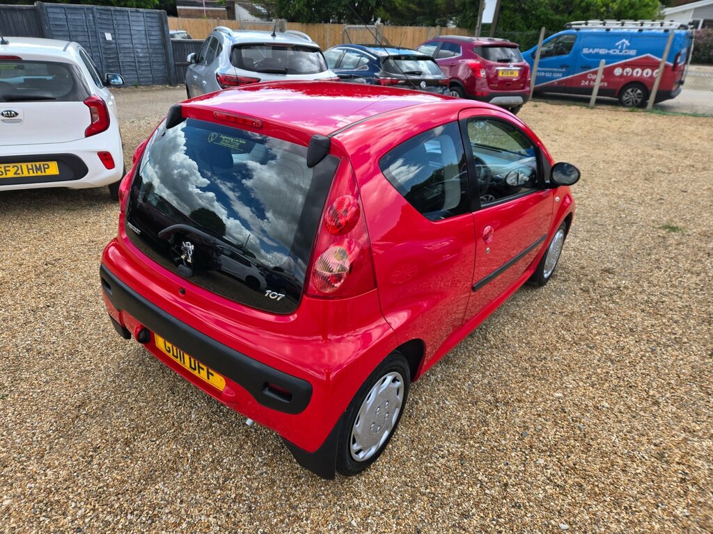 Peugeot 107 1.0 12V Urban Hatchback Euro 5 Red #6