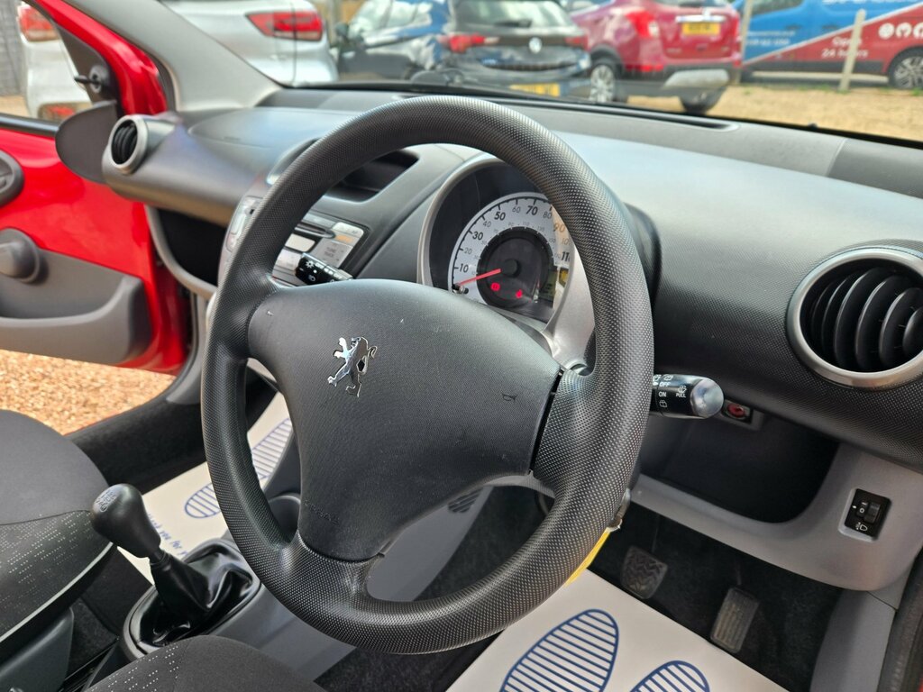 Peugeot 107 1.0 Urban 68 Bhp Blue #15