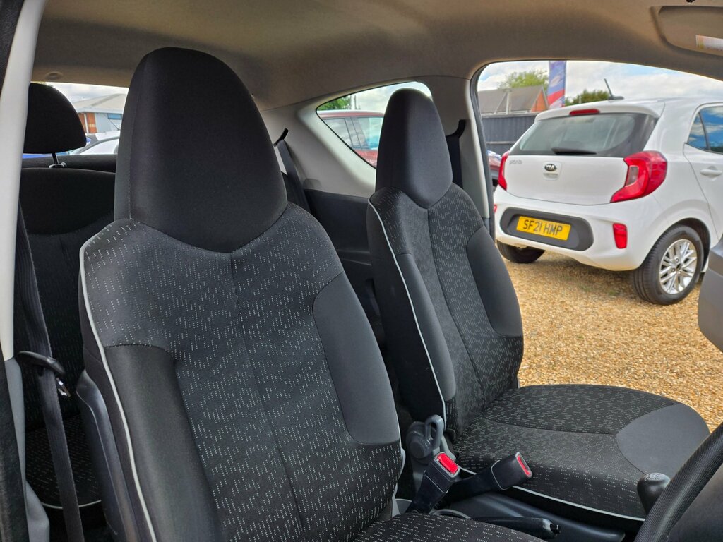 Peugeot 107 1.0 Urban 68 Bhp Blue #20