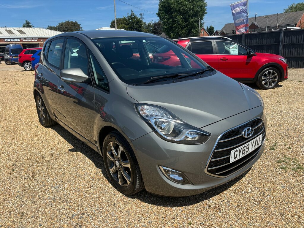 Hyundai Ix20 1.6 Se Nav Hatchback Euro 6 125 Grey