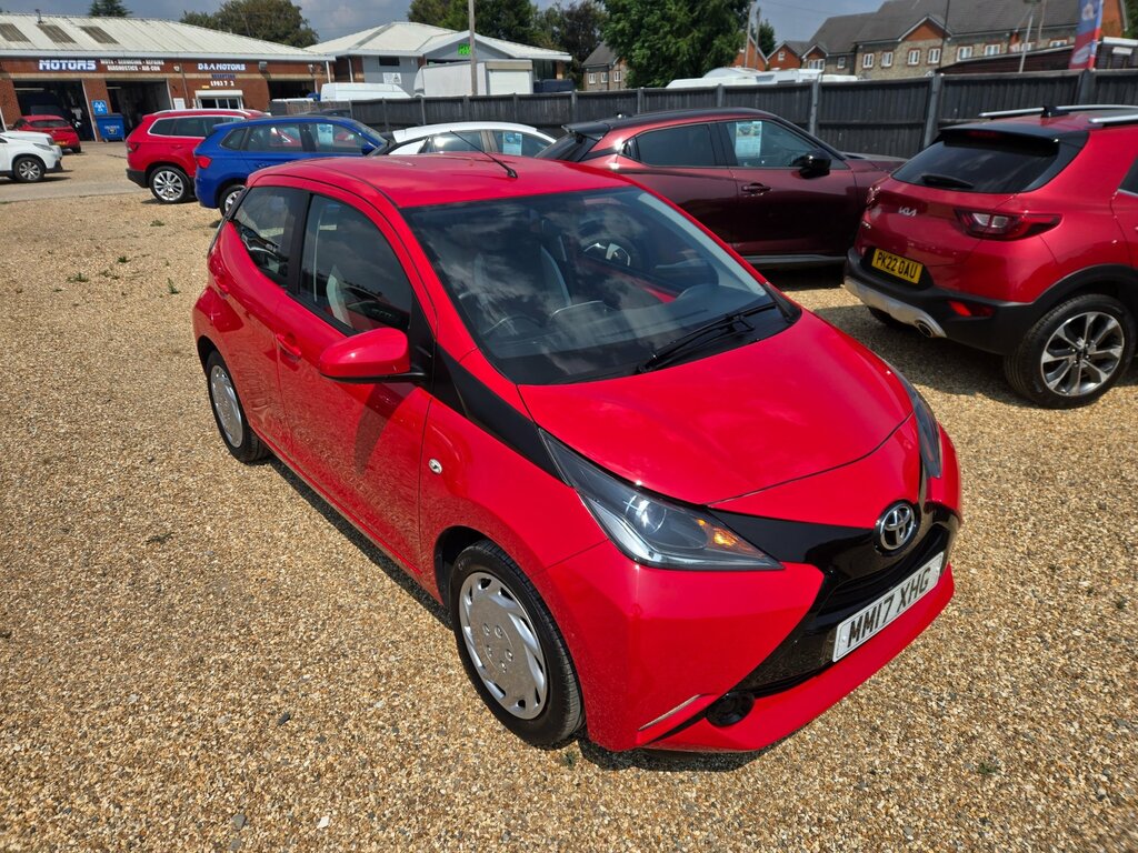 Toyota Aygo 1.0 Vvt-i X-play Hatchback X-shift Euro Red #6