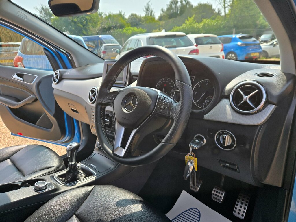 Mercedes-Benz B Class Sport Blue #12