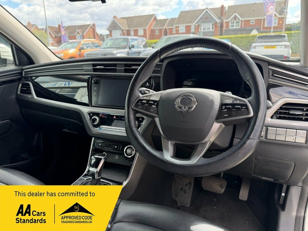 SsangYong Korando 1.5L Ultimate White #2