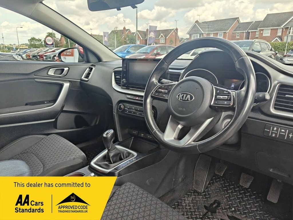 Kia Ceed 1.6L 2 Red #2