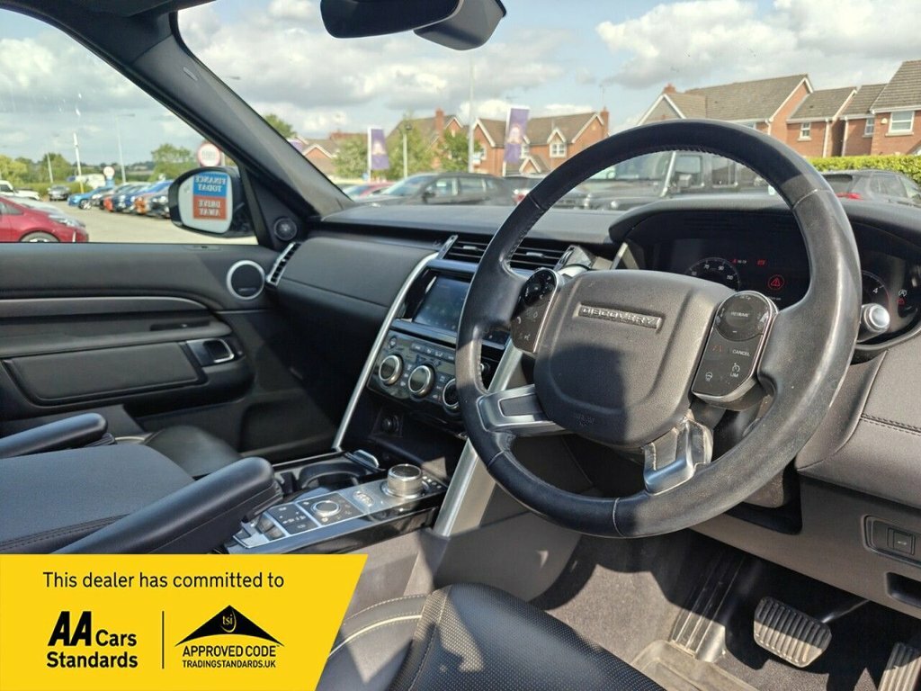 Land Rover Discovery 3L Hse SV70VOA White #2