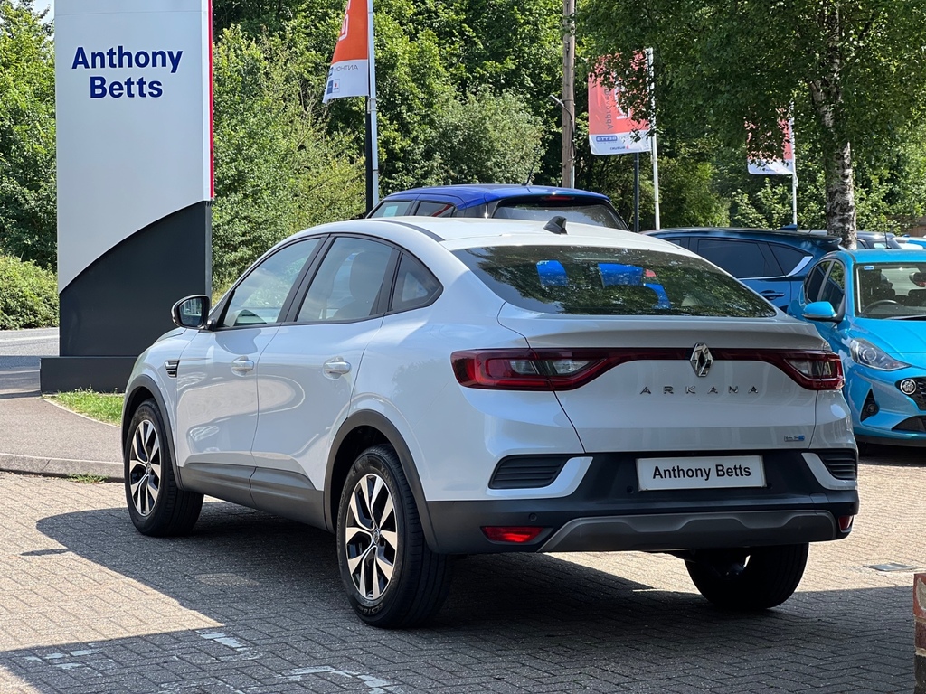 Renault Arkana 1.6 E-tech Hybrid 145 Iconic White #6
