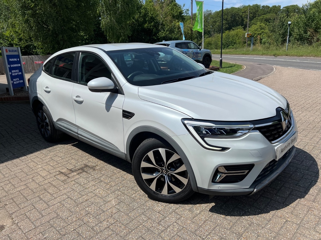 Renault Arkana 1.6 E-tech Hybrid 145 Iconic White #2