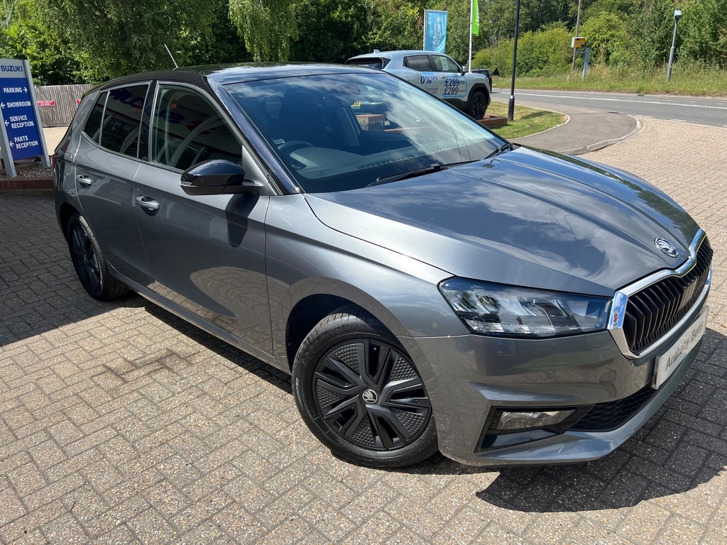 Skoda Fabia 1.0 Tsi 116 Design Edition YH75GLJ Grey #2