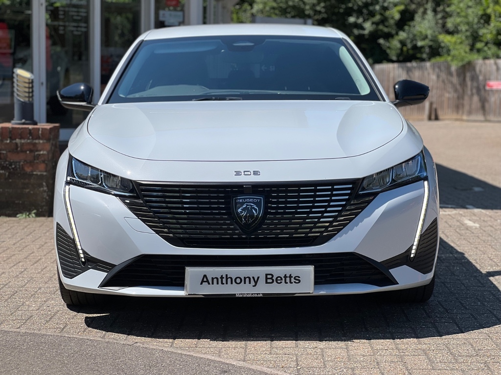 Peugeot 308 1.6 Plug-in Hybrid Allure E-eat8 White