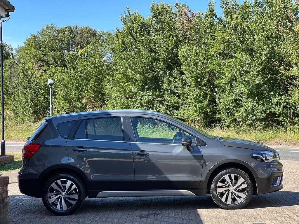 Suzuki SX4 S Cross Sx4 S-cross Sz4 Boosterjet Mhev Red #37