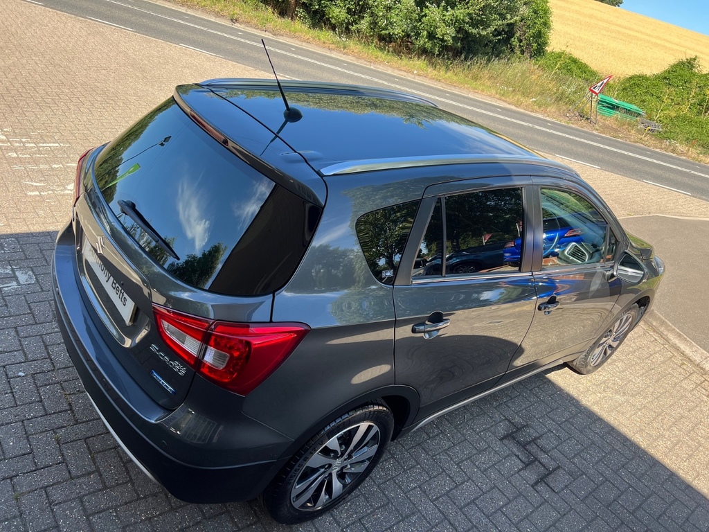 Suzuki SX4 S Cross Sx4 S-cross Sz4 Boosterjet Mhev Red #29