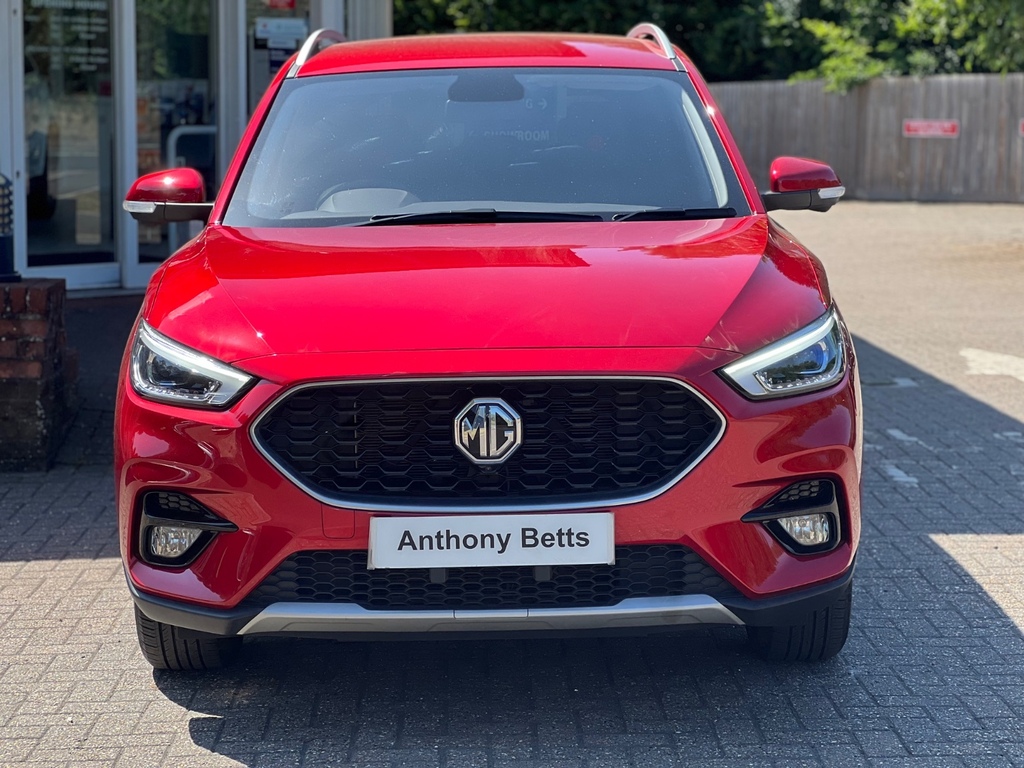 MG ZS 1.5 Vti-tech Exclusive Red