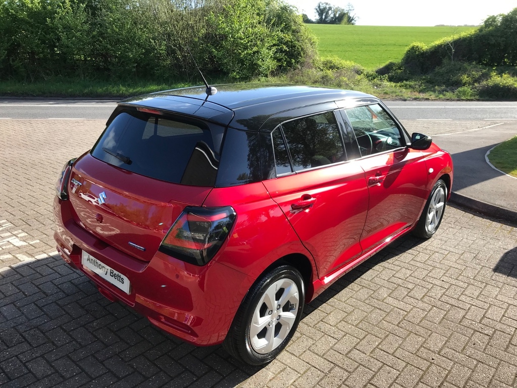 Suzuki Swift 1.2 Mild Hybrid Motion Red #3