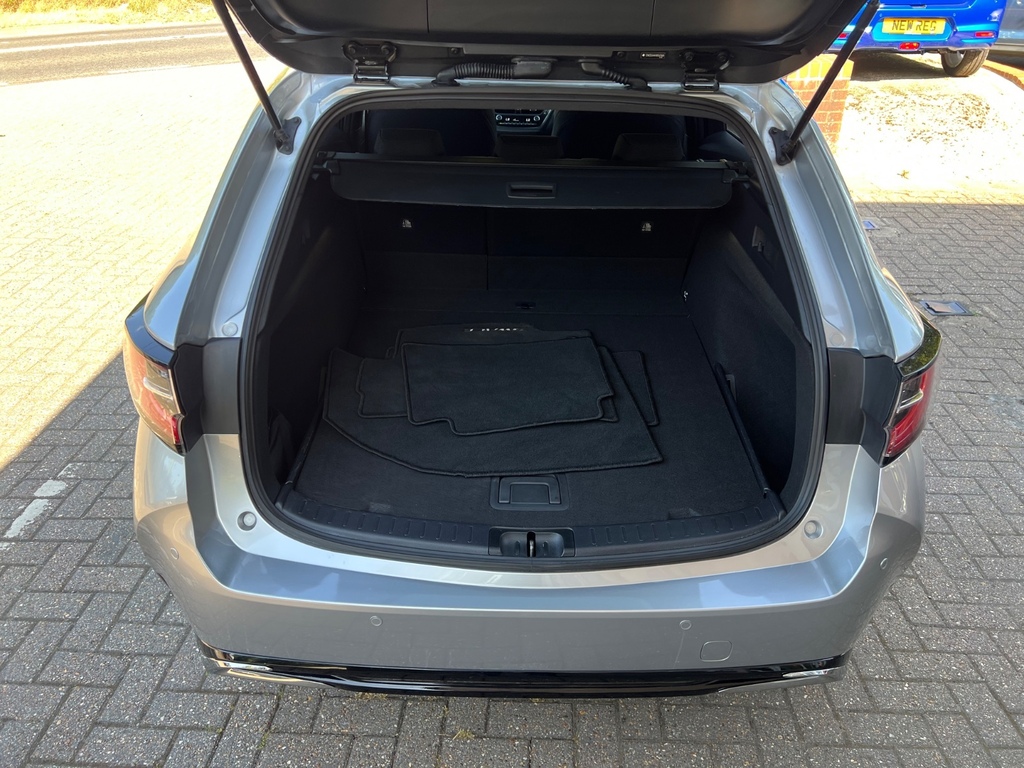Suzuki Swace 1.8 Hybrid Ultra Cvt Silver #5