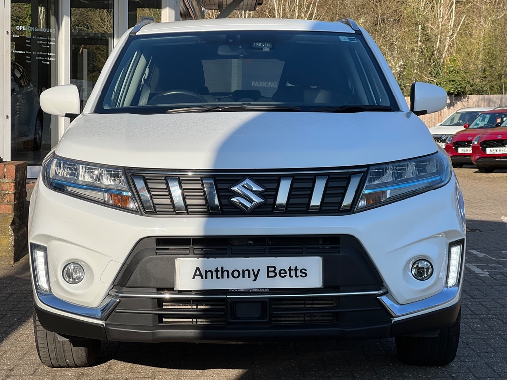 Suzuki Vitara 1.4 Boosterjet 48V Hybrid Sz-t - Nav White
