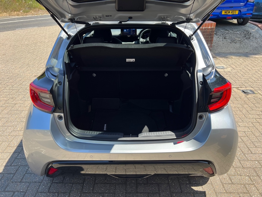 Mazda 2 1.5I Hybrid Homura Cvt OU75GDJ Silver #4