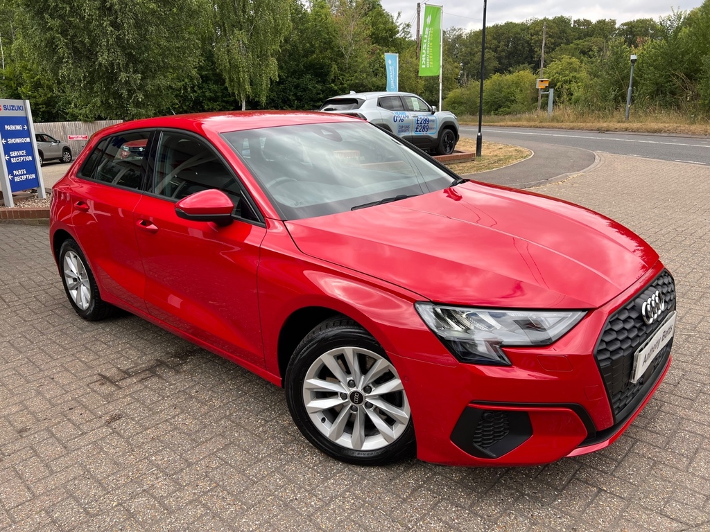 Audi A3 35 Tfsi Technik S Tronic BG21FCE Red #2
