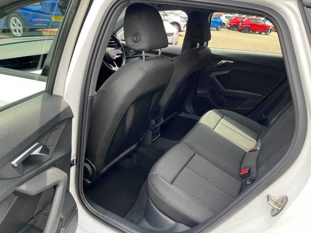 Audi A3 35 Tdi Technik S Tronic GX23XBY White #6