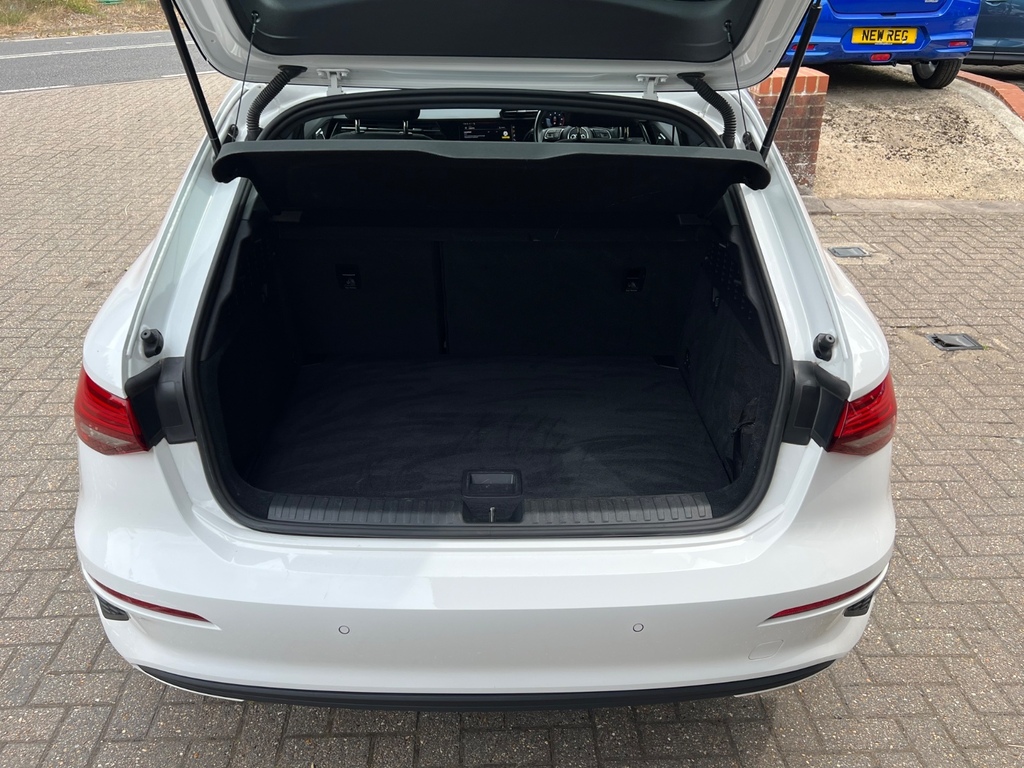 Audi A3 35 Tdi Technik S Tronic GX23XBY White #4