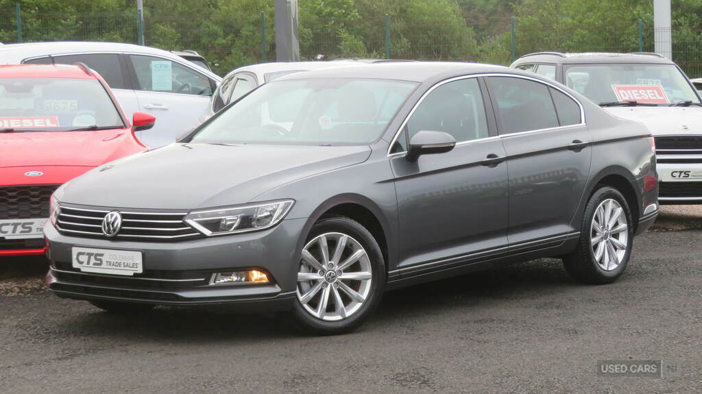 Volkswagen Passat 1.6 Tdi Se Business Grey #4