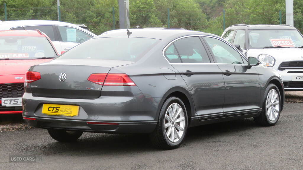 Volkswagen Passat 1.6 Tdi Se Business Grey #3