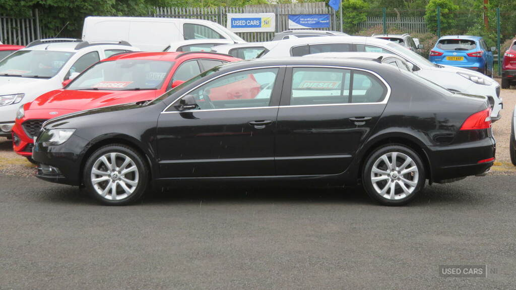 Skoda Superb Estate 2.0 Tdi Elegance Dsg Euro 5 Ss 2014 Grey #15