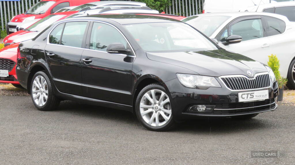 Skoda Superb Estate 2.0 Tdi Elegance Dsg Euro 5 Ss 2014 Grey #2
