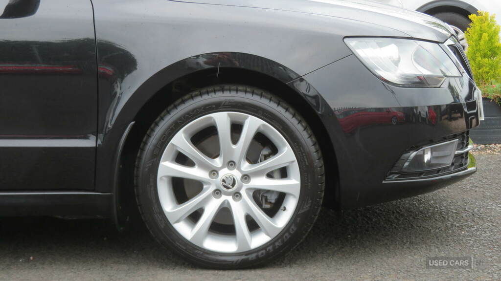 Skoda Superb Estate 2.0 Tdi Elegance Dsg Euro 5 Ss 2014 Grey #24