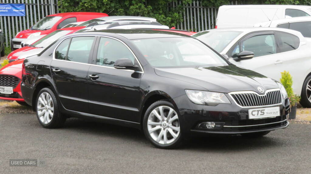 Skoda Superb Estate 2.0 Tdi Elegance Dsg Euro 5 Ss 2014 Grey #3