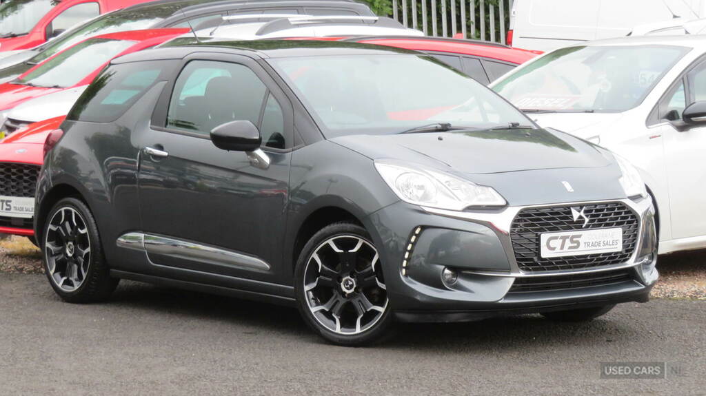 DS DS 3 1.2 Puretech Elegance Grey