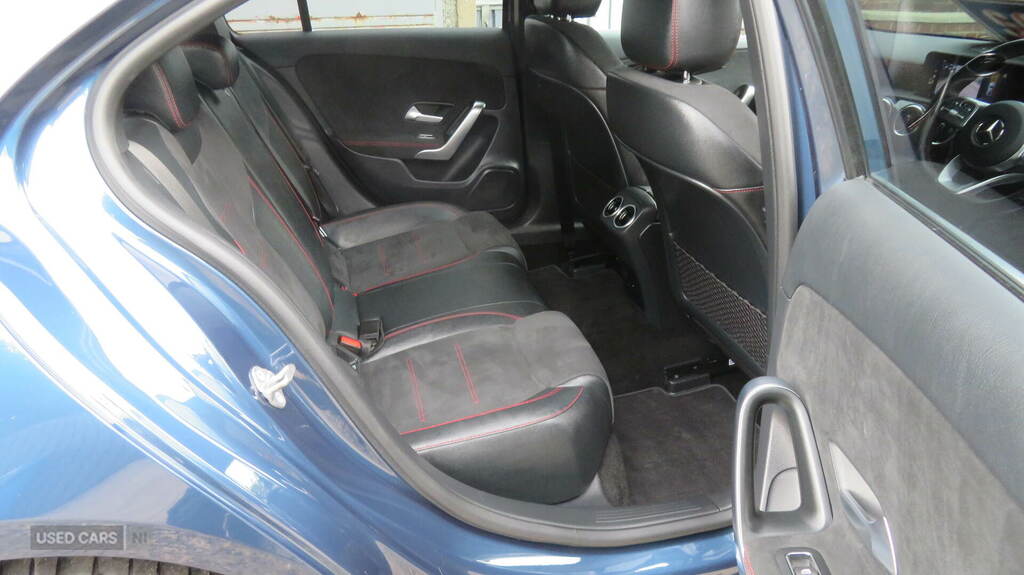 Mercedes-Benz A Class 1.3 A180 Sport Hatchback 7G-dct Euro 6 Black #20