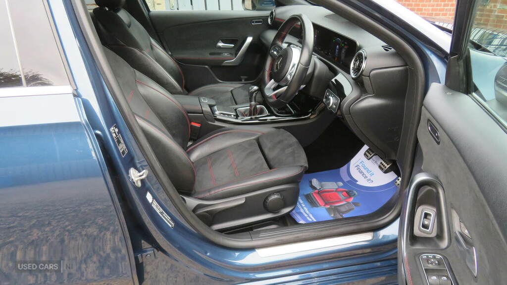 Mercedes-Benz A Class 1.3 A180 Sport Hatchback 7G-dct Euro 6 Black #19