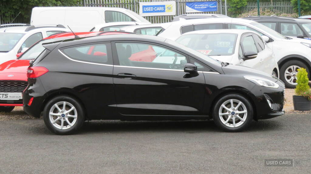 Ford Fiesta 1.1 Zetec Black #5