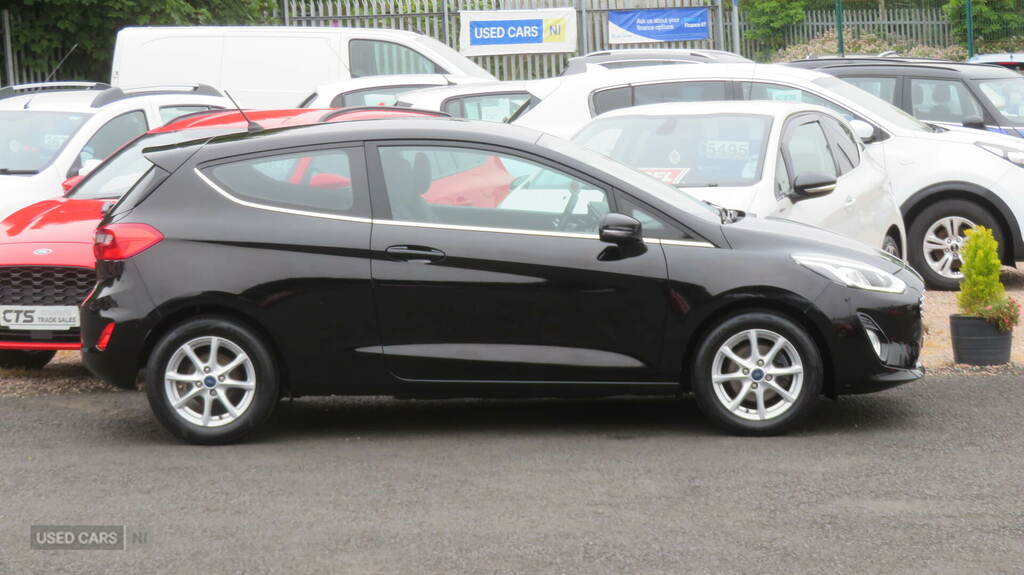 Ford Fiesta 1.1 Zetec Black #3