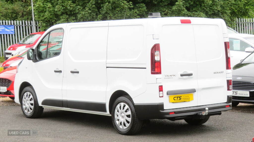 Renault Trafic 1.6 Dci Energy 27 Business Swb Standard Roof Euro White #21
