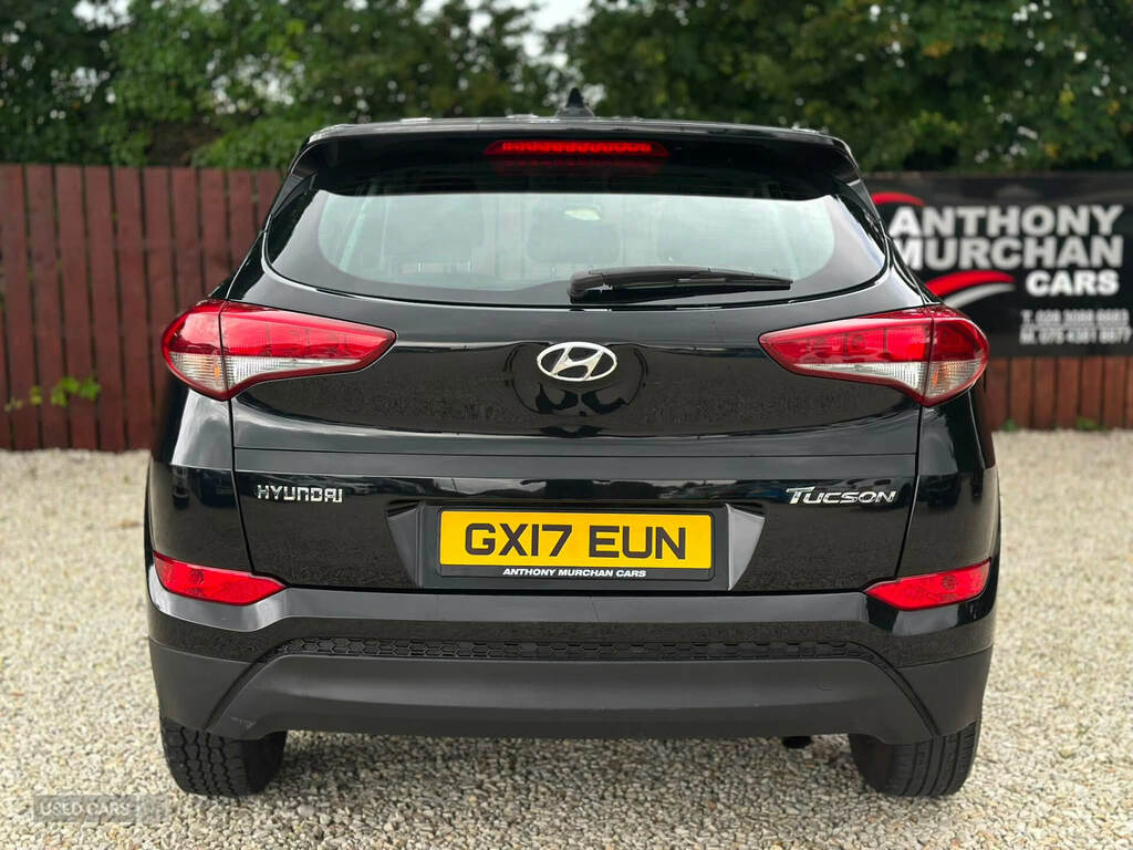 Hyundai Tucson 1.7 Crdi Blue Drive S 2Wd Black #5